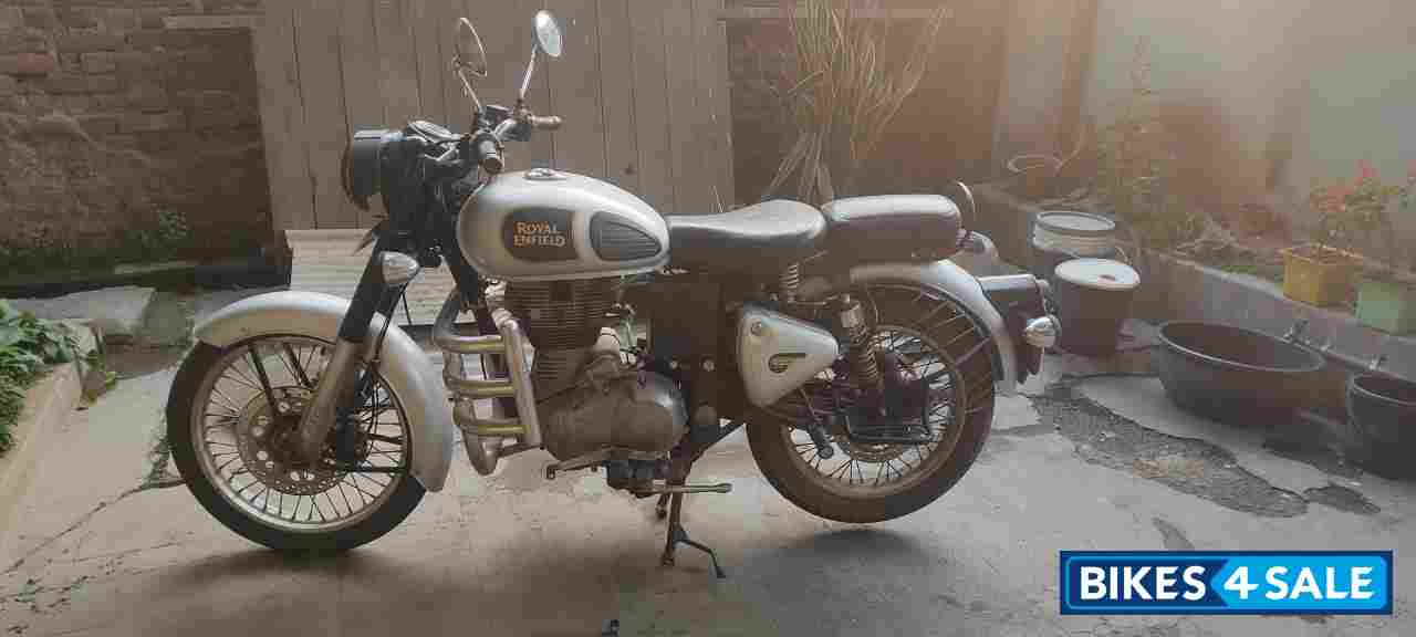Royal Enfield Classic 350