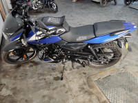 Bajaj Pulsar 150 Twin Disc BS6 2022 Model