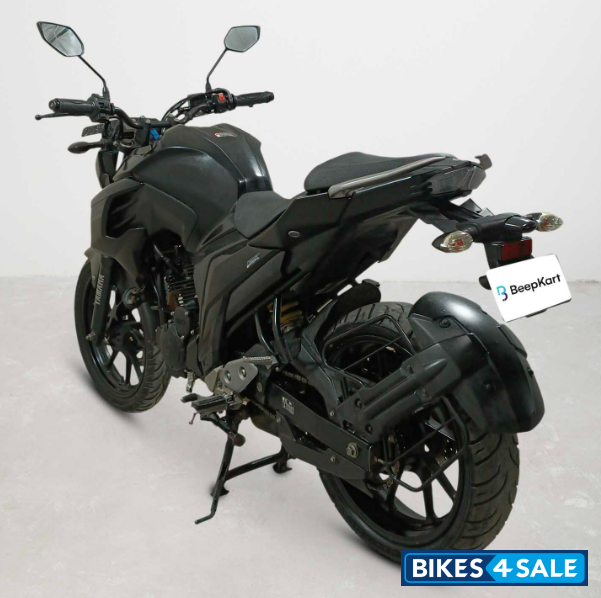Yamaha FZ25