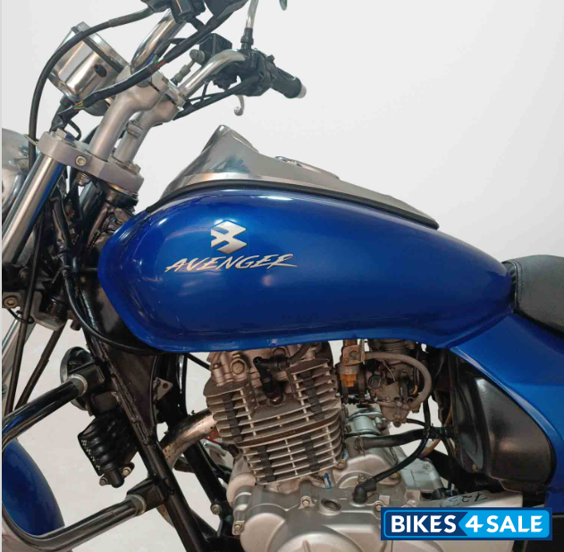 Bajaj Avenger