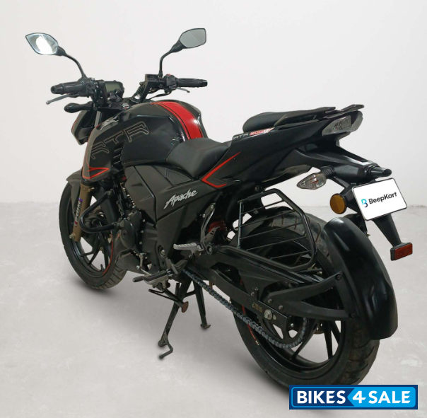 TVS Apache RTR 200 4V
