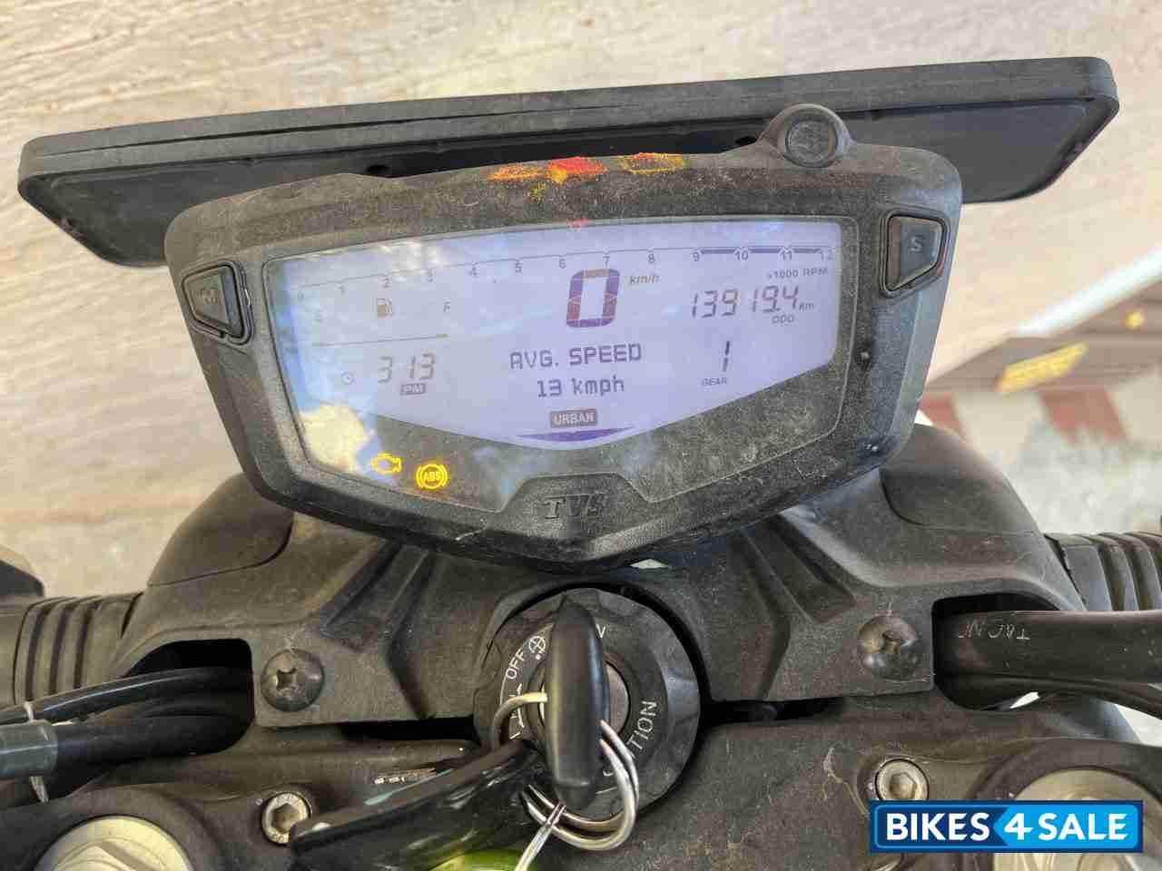 TVS Apache RTR 200 4V ABS