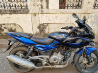 Bajaj Pulsar 220F 2015 Model