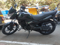 Black Honda Unicorn 160 BS6