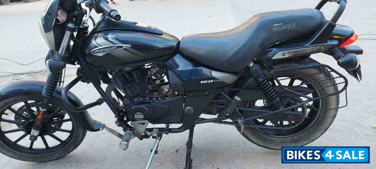 Bajaj Avenger Street 160 BS6
