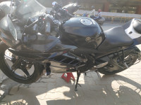 Black Silver Yamaha YZF R15 V2