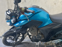 Blue Yamaha FZ25