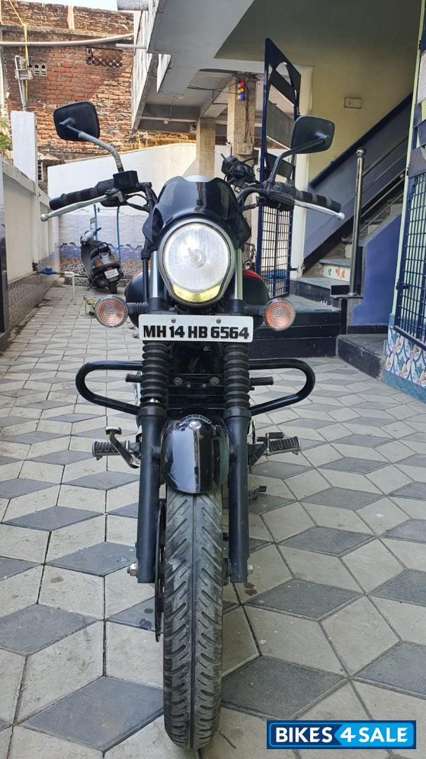 Bajaj Avenger 220 DTS-i
