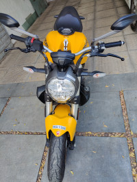 Yellow Ducati Monster 821