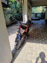 Red Yamaha FZ-S FI V2