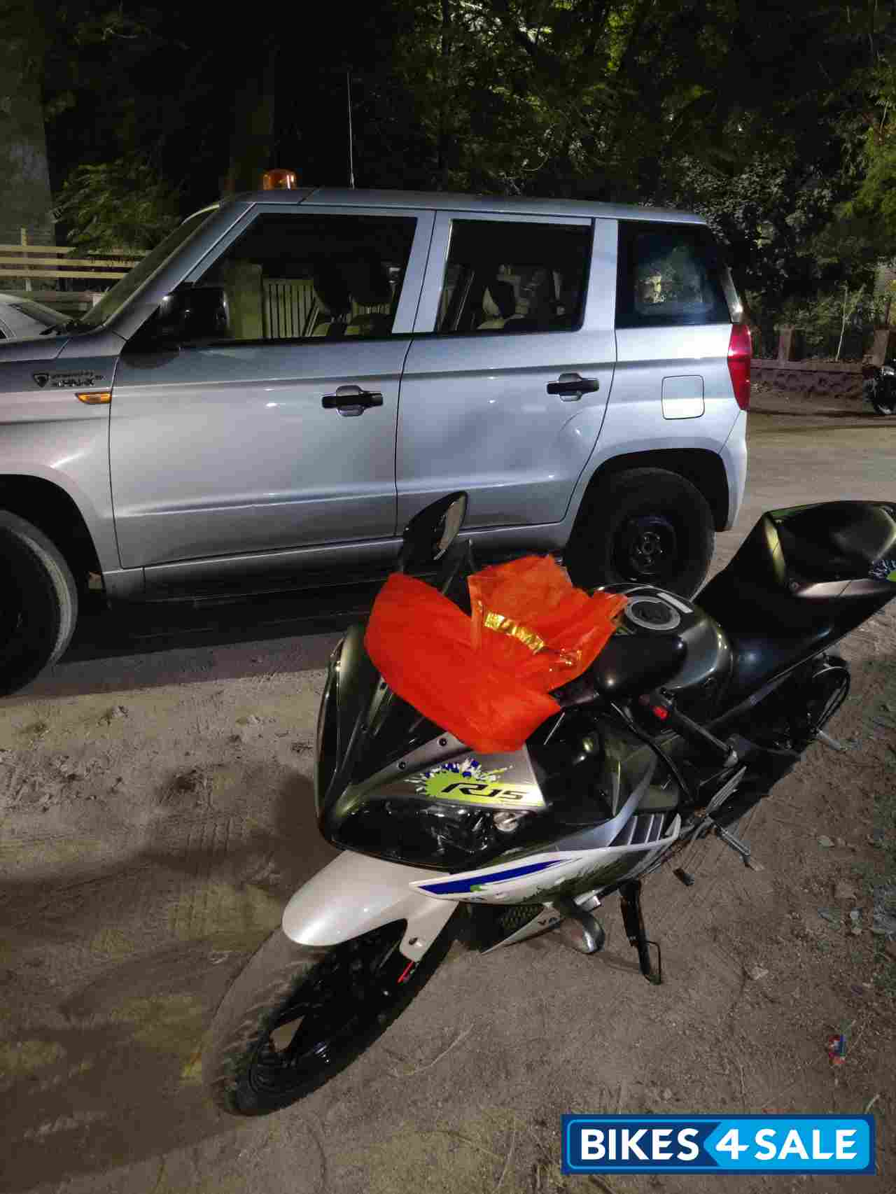 Special Edition Sparky Green Yamaha YZF R15 V2