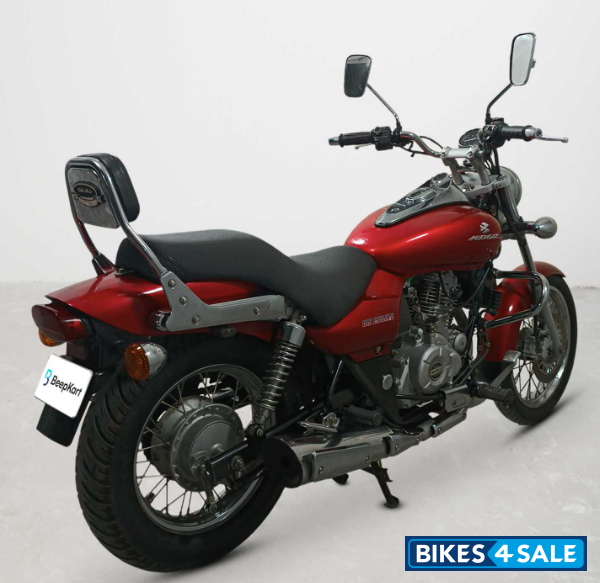 Bajaj Avenger Cruise 220 BS6