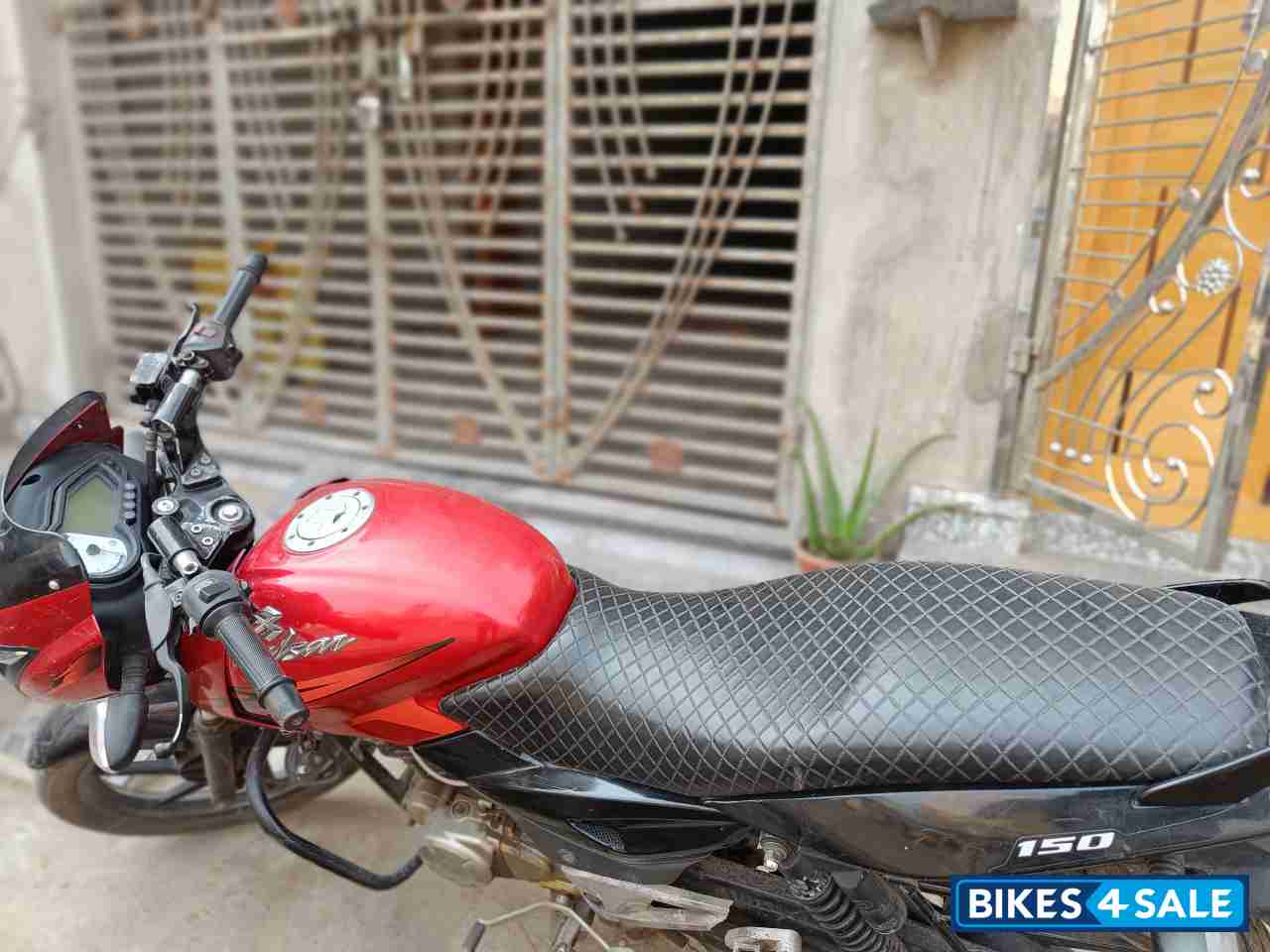 Black And Red Bajaj Pulsar 150 DTSi