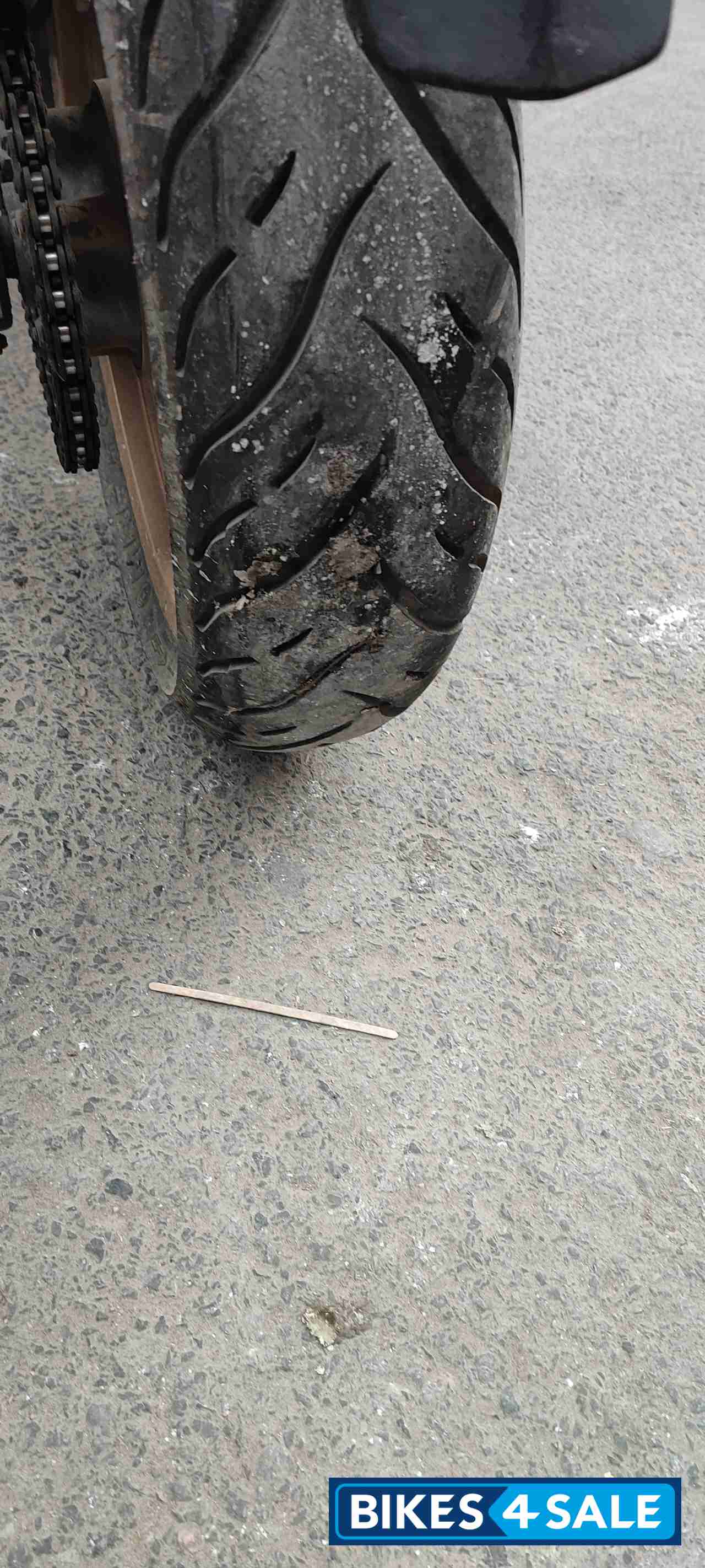 Canyon Red Bajaj Dominar 400 Disc