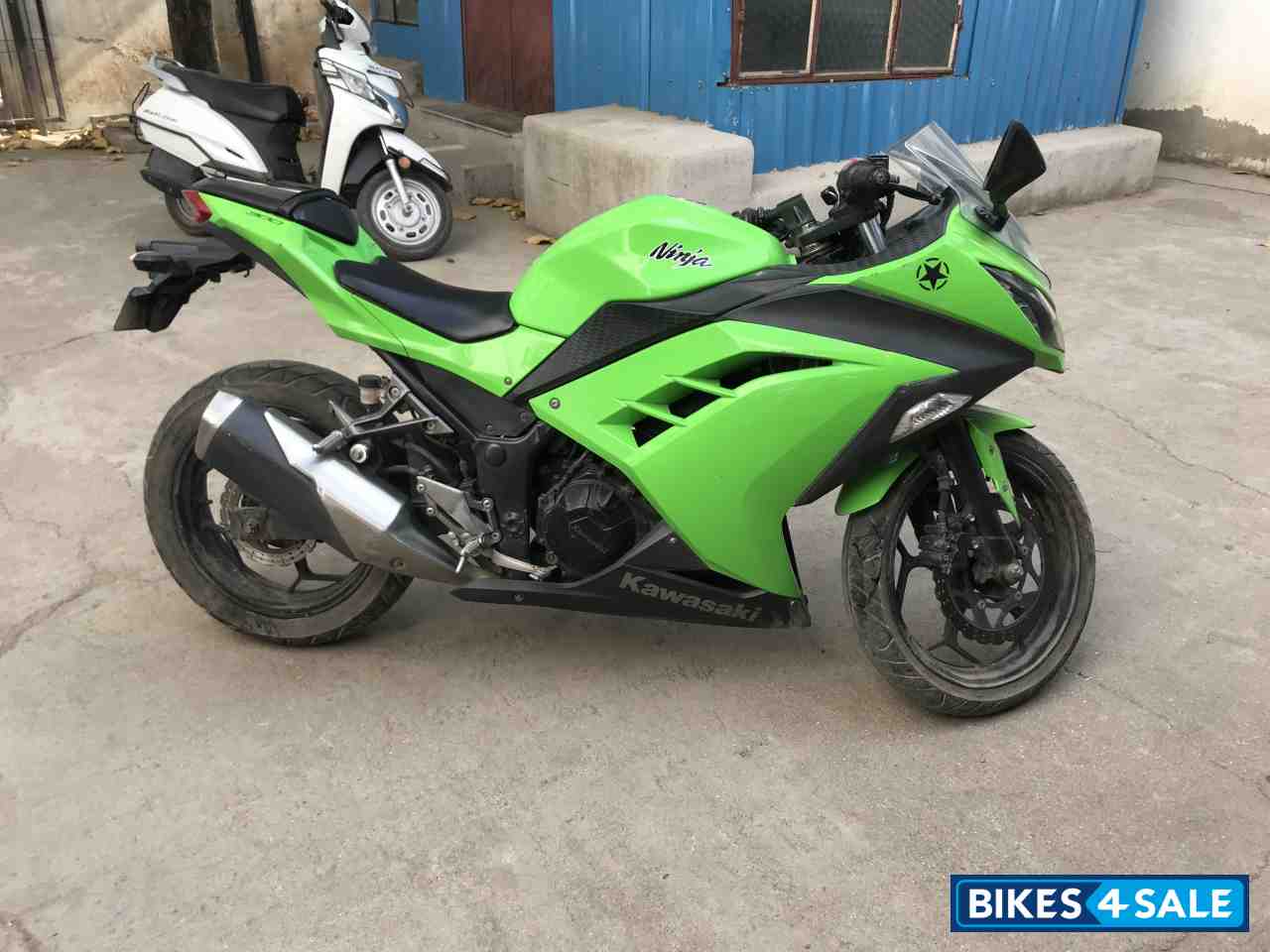 Kawasaki Ninja 300R