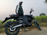 Black Shadow Revolt RV 400