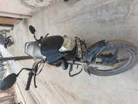 Hero HF Deluxe 2017 Model