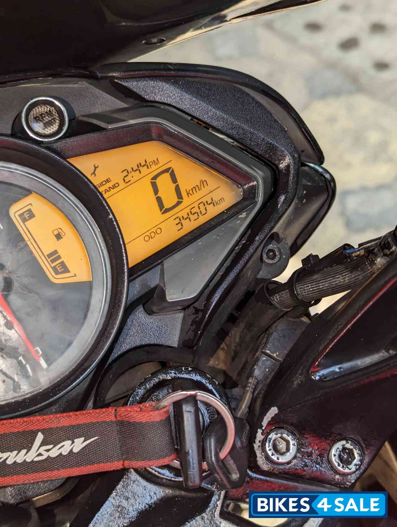 Red Bajaj Pulsar NS 160