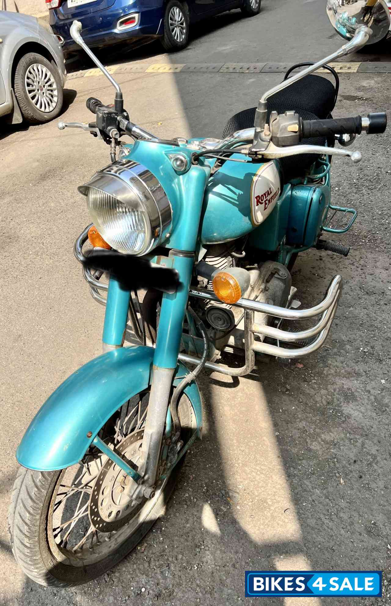 Green Royal Enfield Classic 500