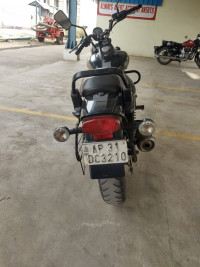Black Bajaj Avenger Street 220