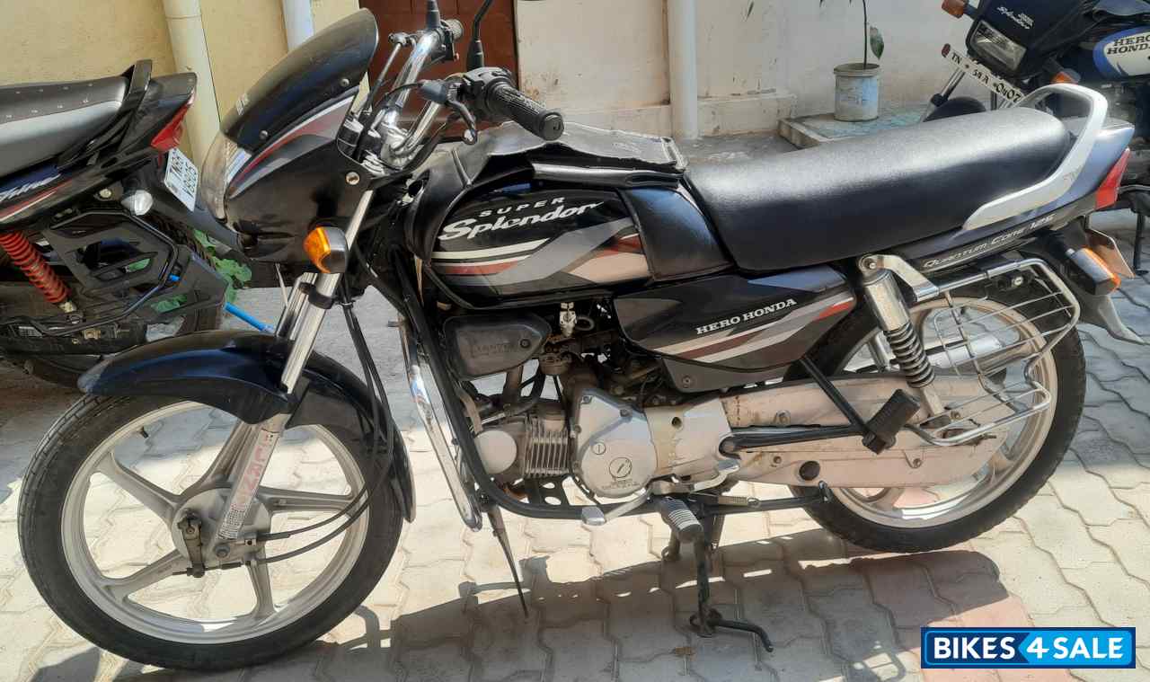 G Black Hero Super Splendor