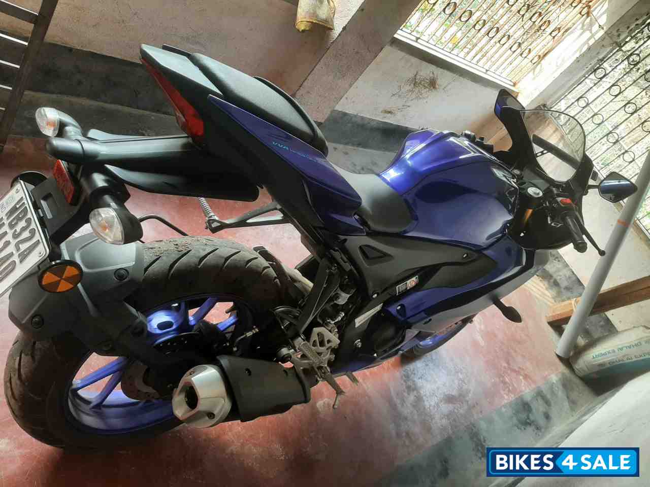 Racing Blue Yamaha R15 V4