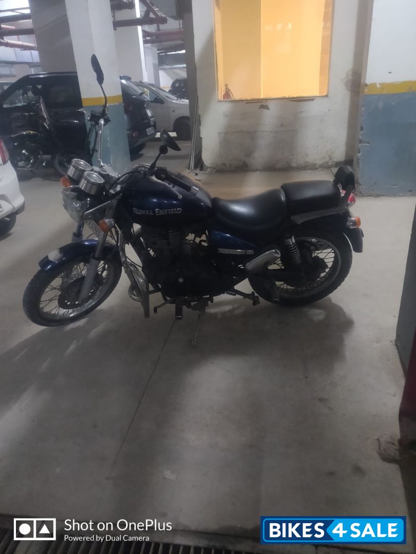 Marine Blue Royal Enfield Thunderbird 350 Marine Blue Royal Enfield Thunderbird 350