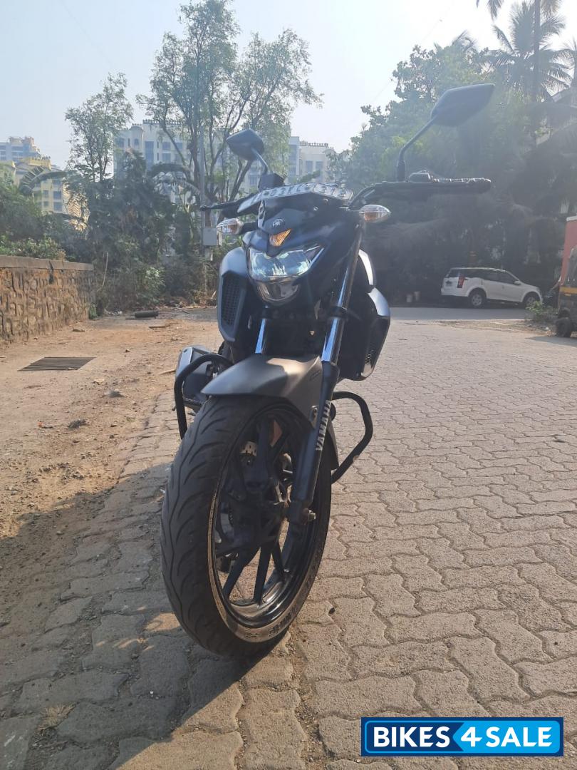 Yamaha FZ25