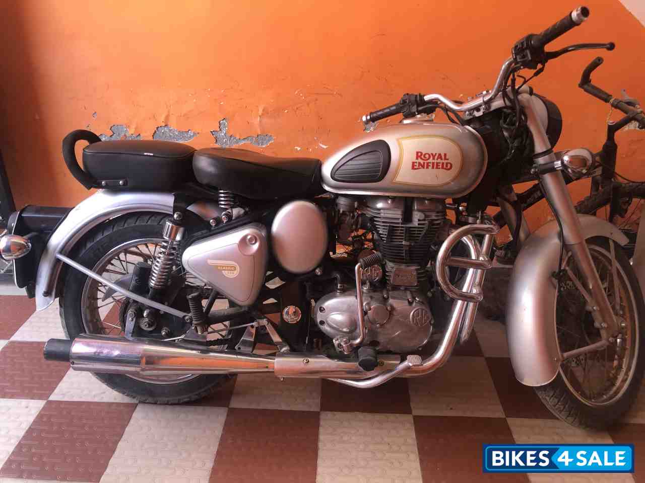 Royal Enfield Classic 350