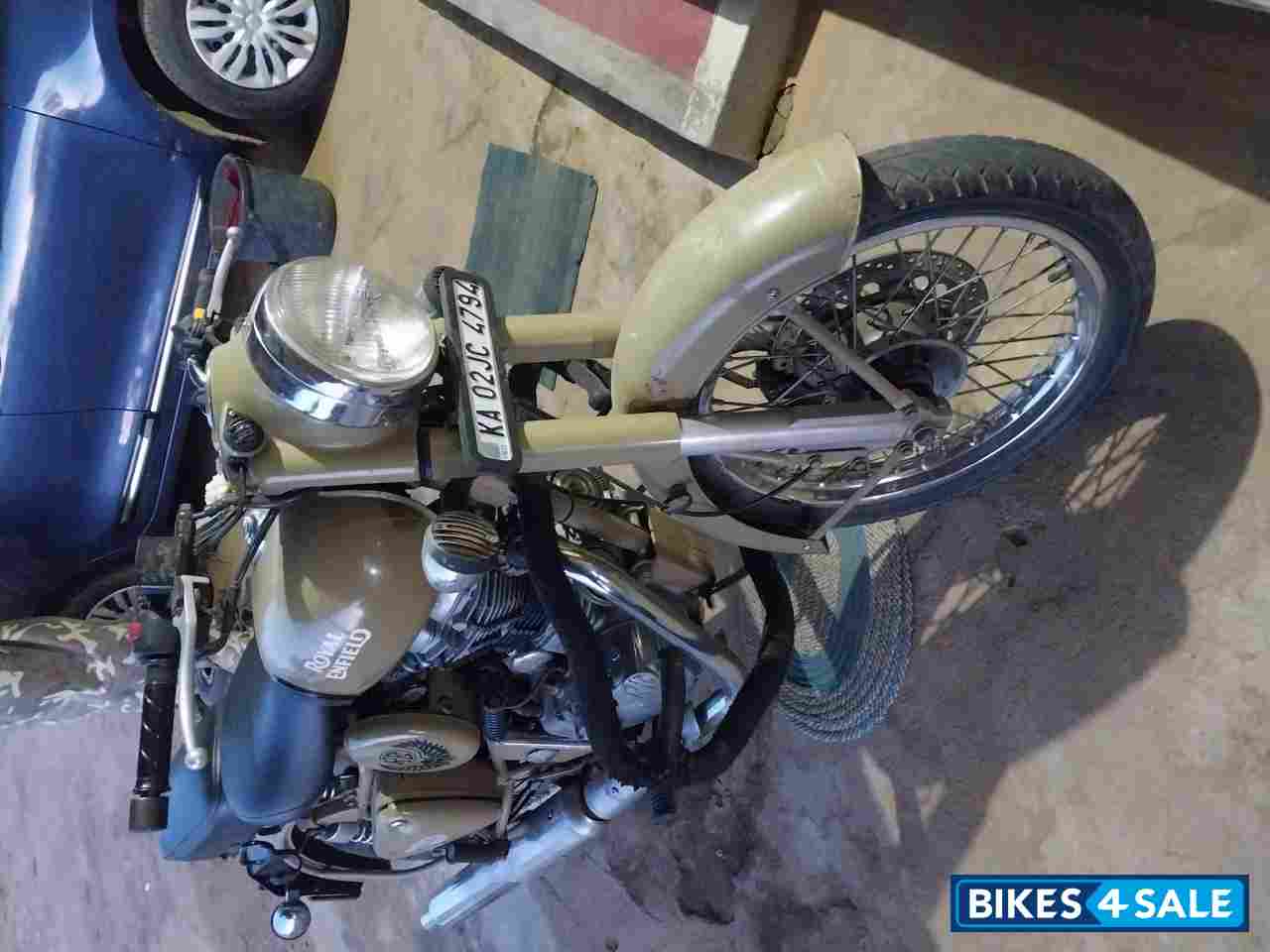 Royal Enfield Classic Desert Storm