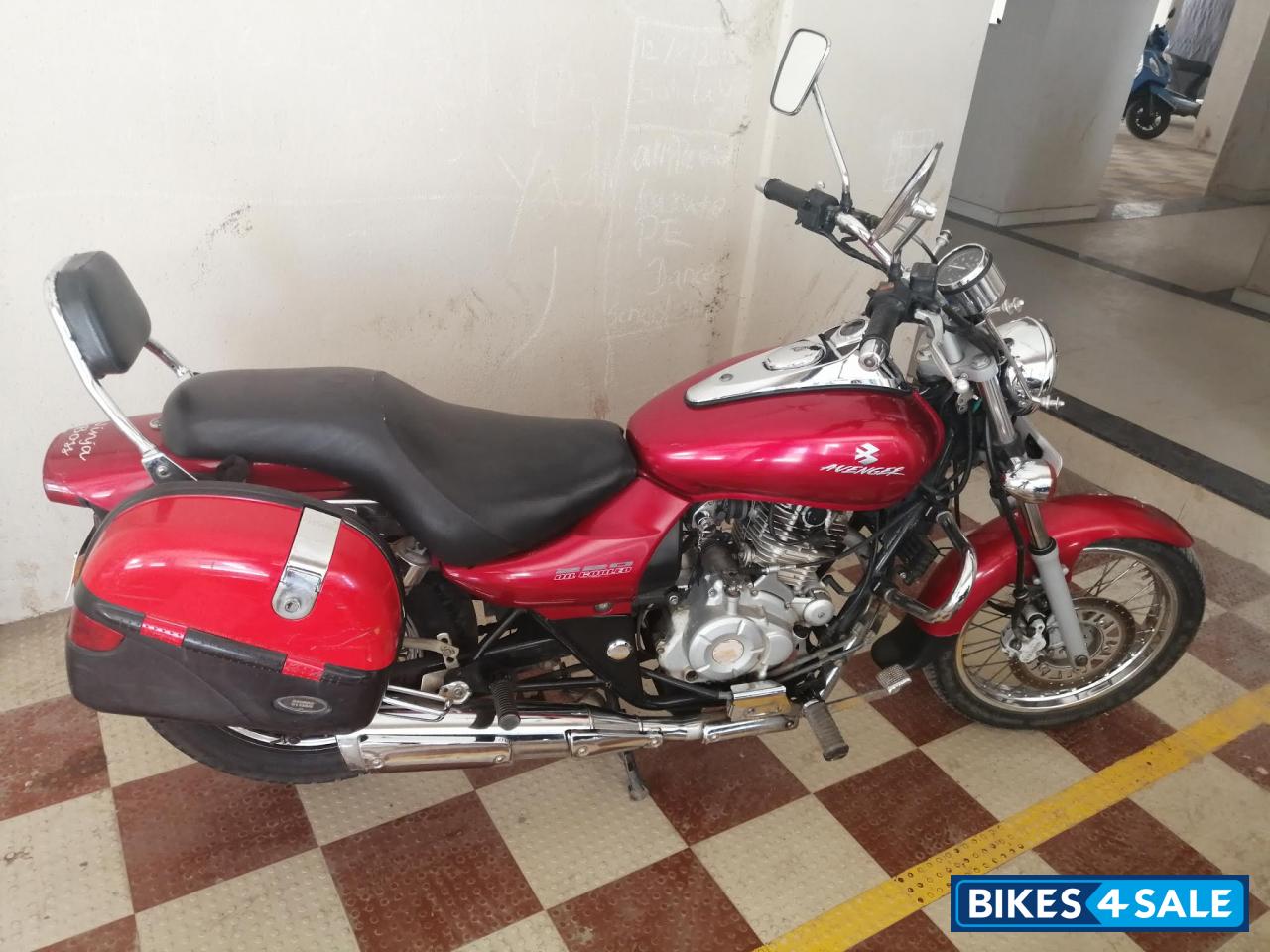 Bajaj Avenger Cruise 220