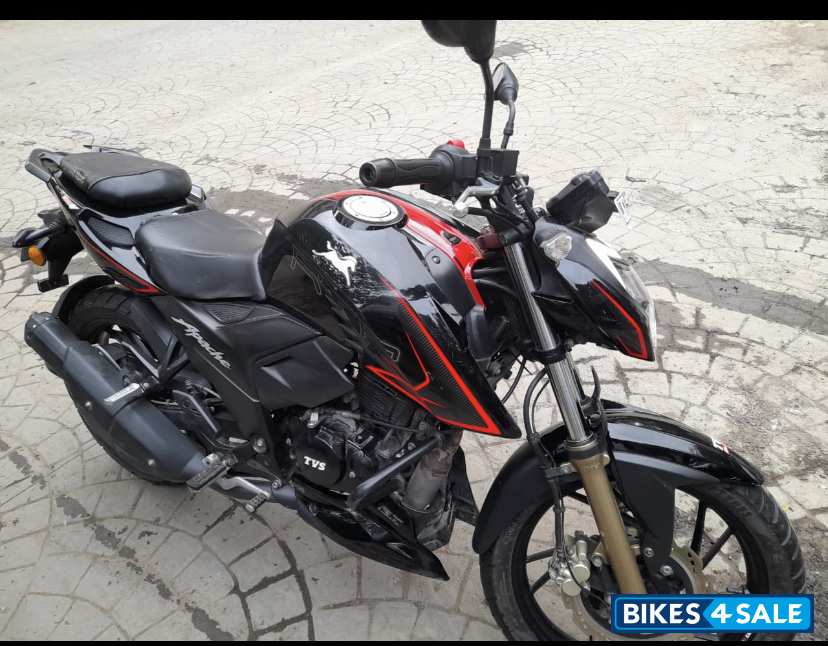 TVS Apache RTR 200 4V 2020
