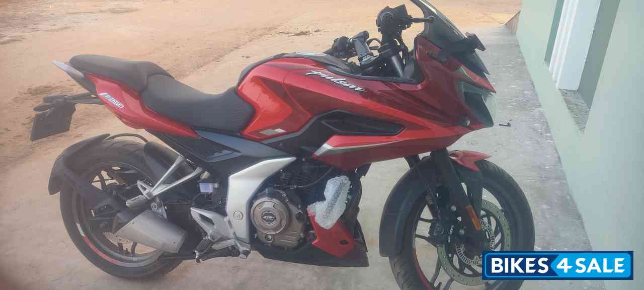 Bajaj Pulsar F250
