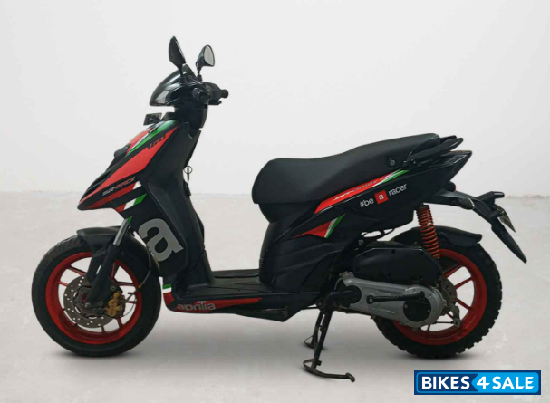 Aprilia SR 160 Std ABS