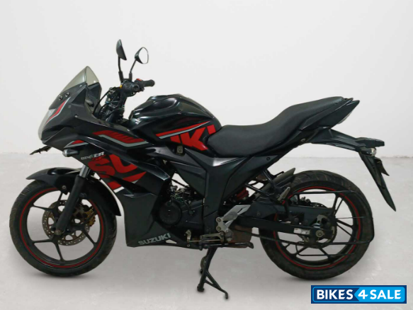 Suzuki Gixxer SF