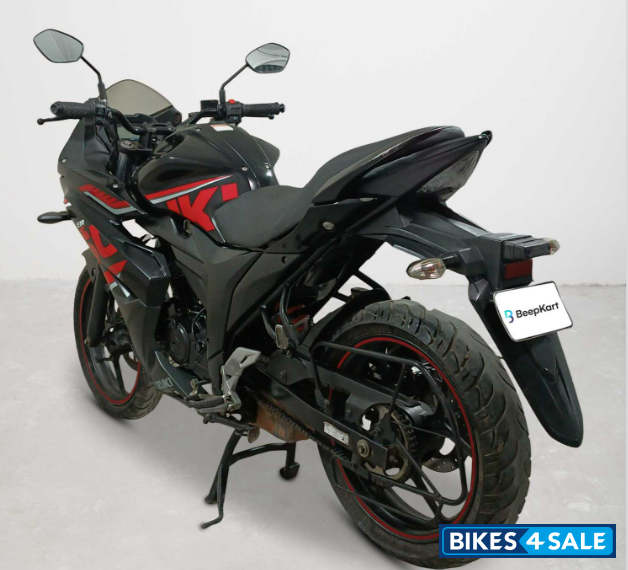 Suzuki Gixxer SF Suzuki Gixxer SF