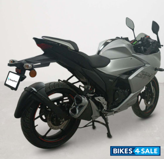 Suzuki Gixxer SF