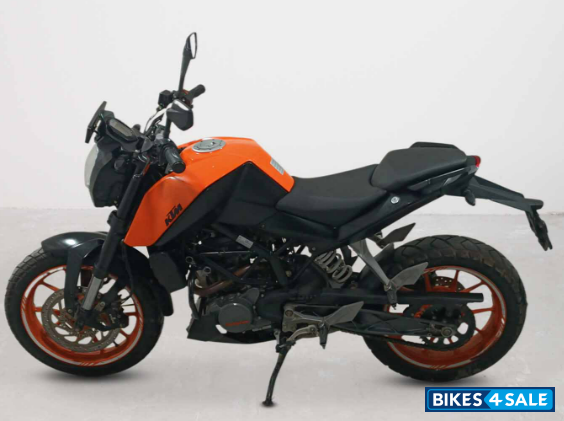 KTM Duke 125