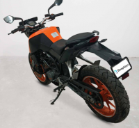 KTM Duke 125