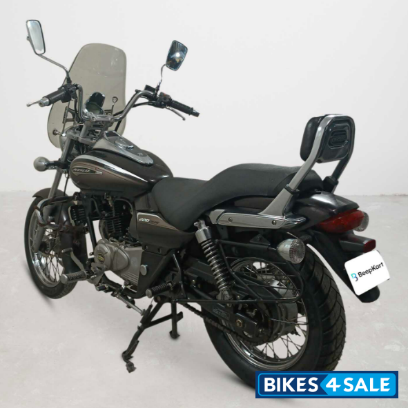 Bajaj Avenger Cruise 220