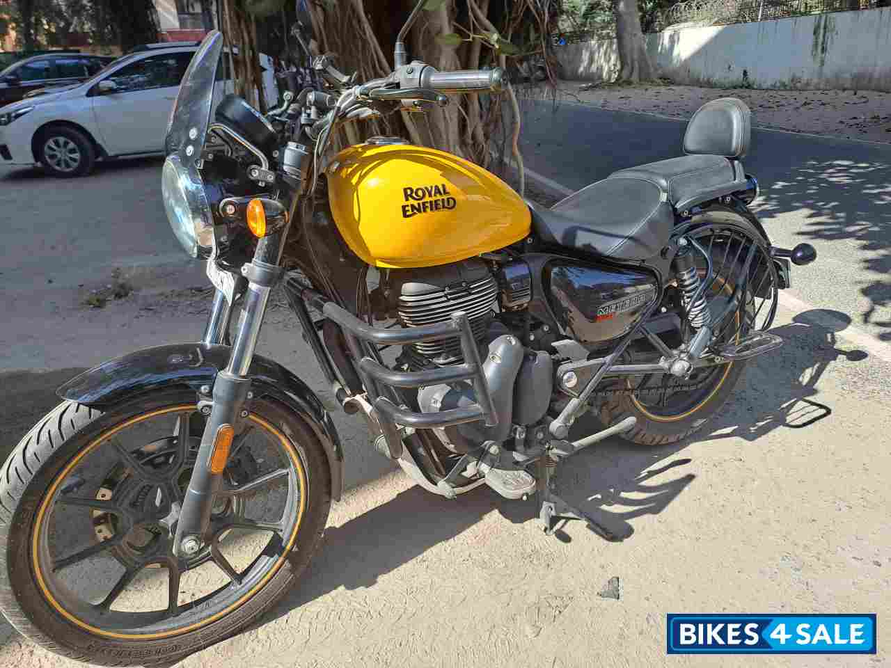 Royal Enfield Meteor 350 Fireball Royal Enfield Meteor 350 Fireball