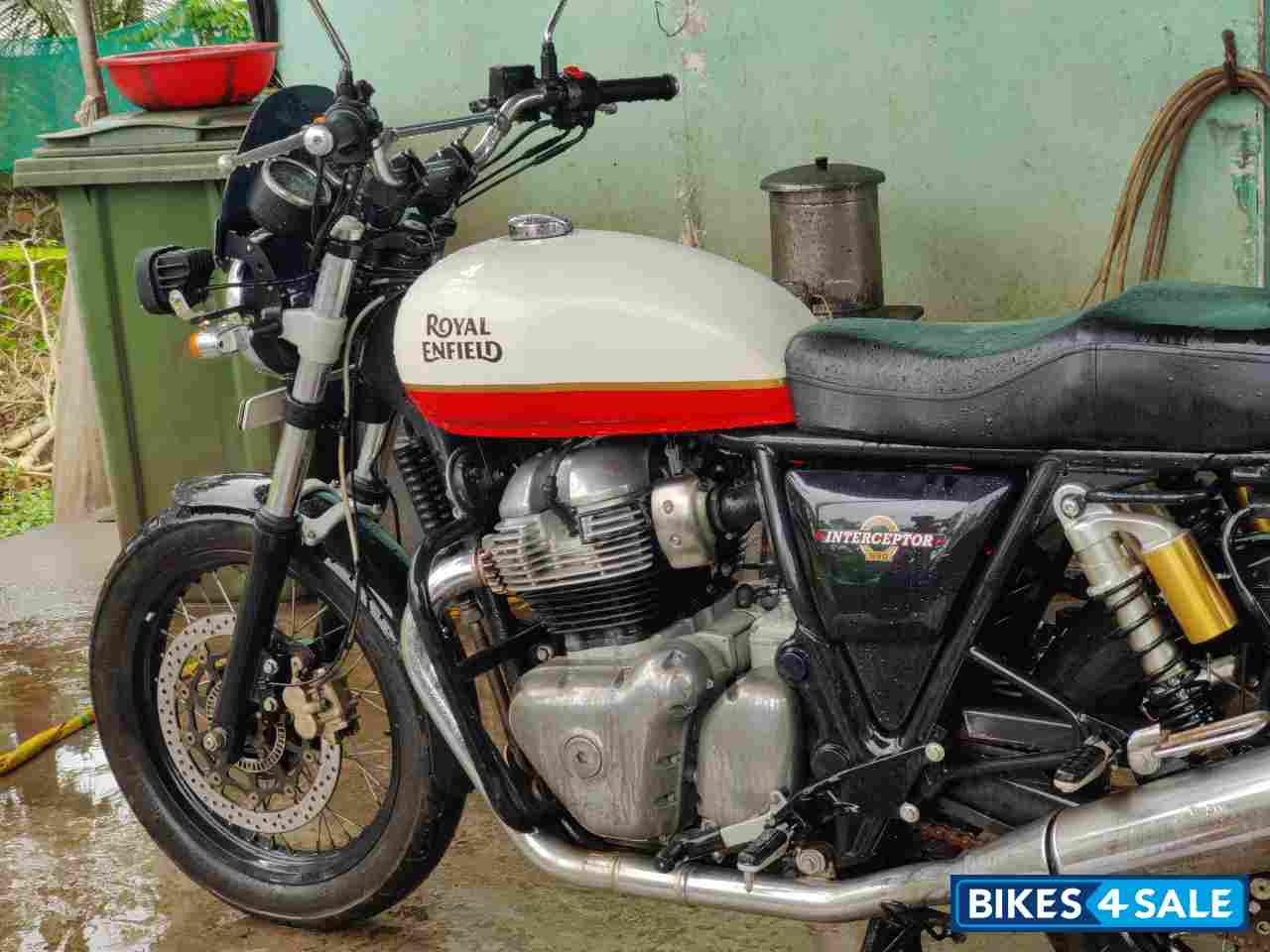Royal Enfield Interceptor 650 Twin