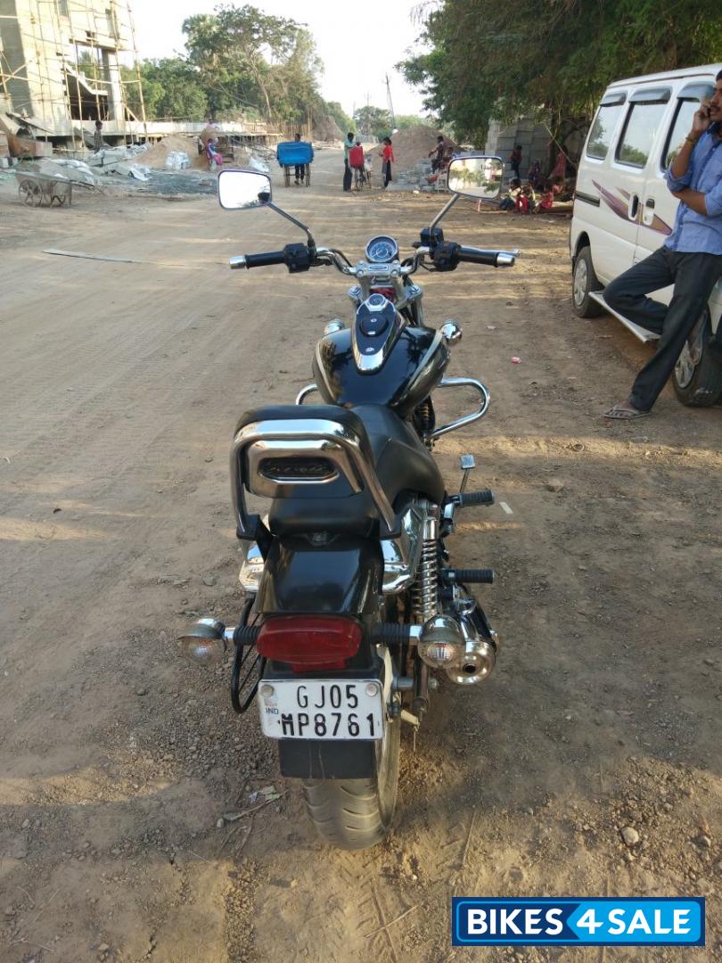 Bajaj Avenger Cruise 220