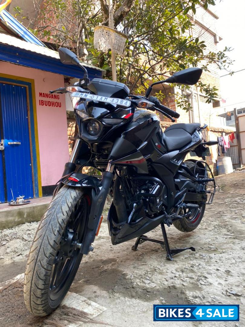 Bajaj Pulsar N160