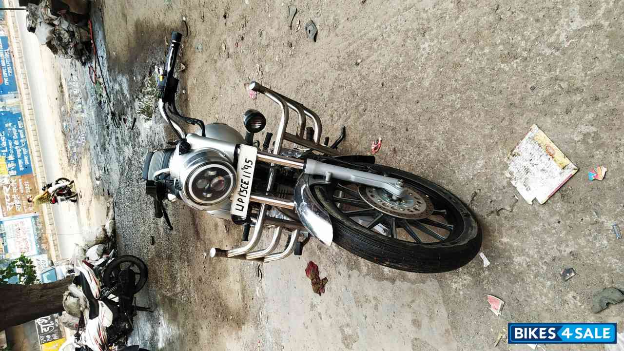Silver Royal Enfield Bullet Electra Twinspark