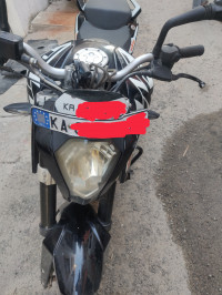 Black KTM Duke 200