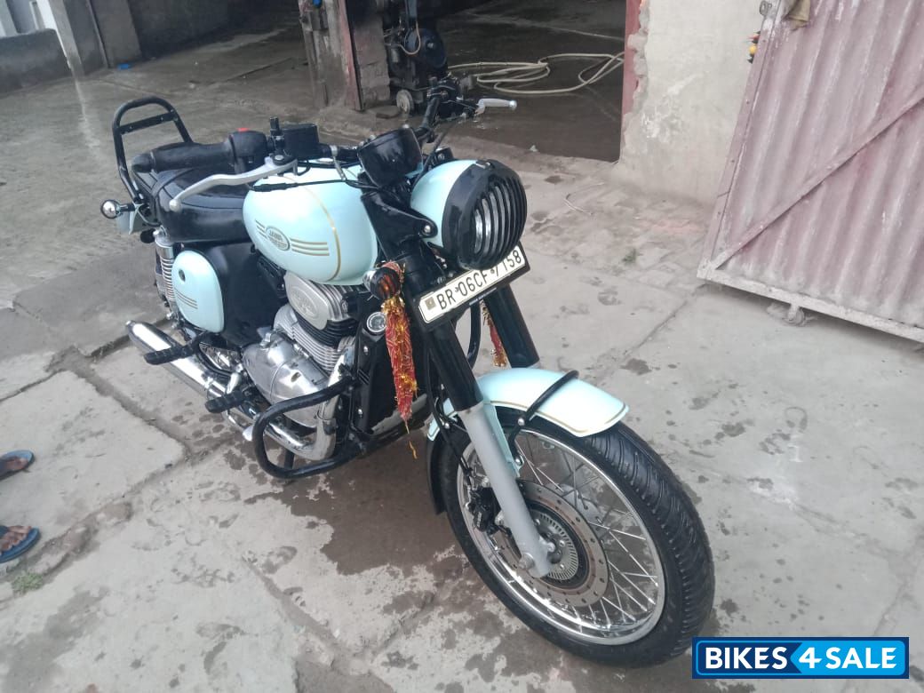 Jawa 42 Dual Channel ABS AllStar Black