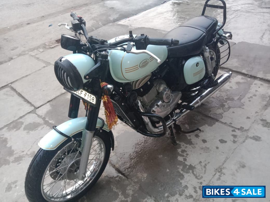 Jawa 42 Dual Channel ABS AllStar Black