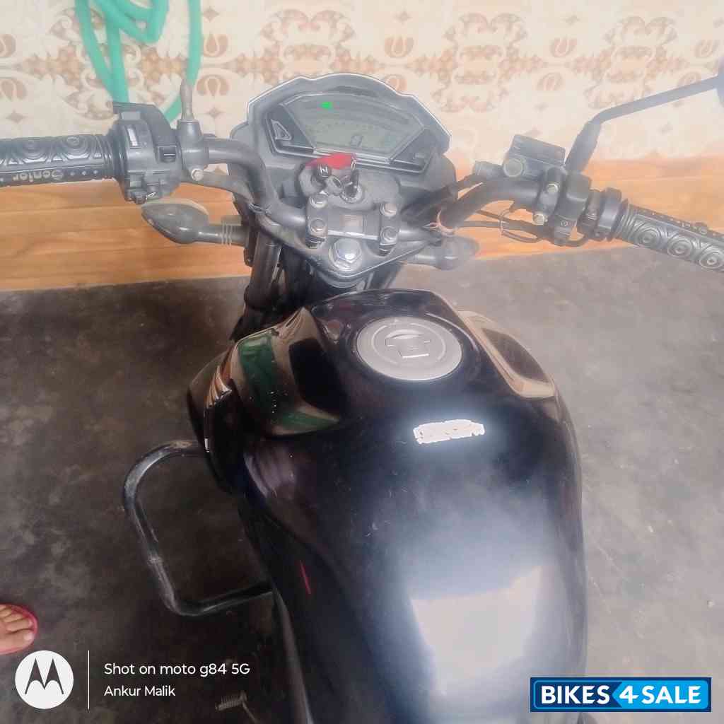 Black Honda CB Trigger Black Honda CB Trigger