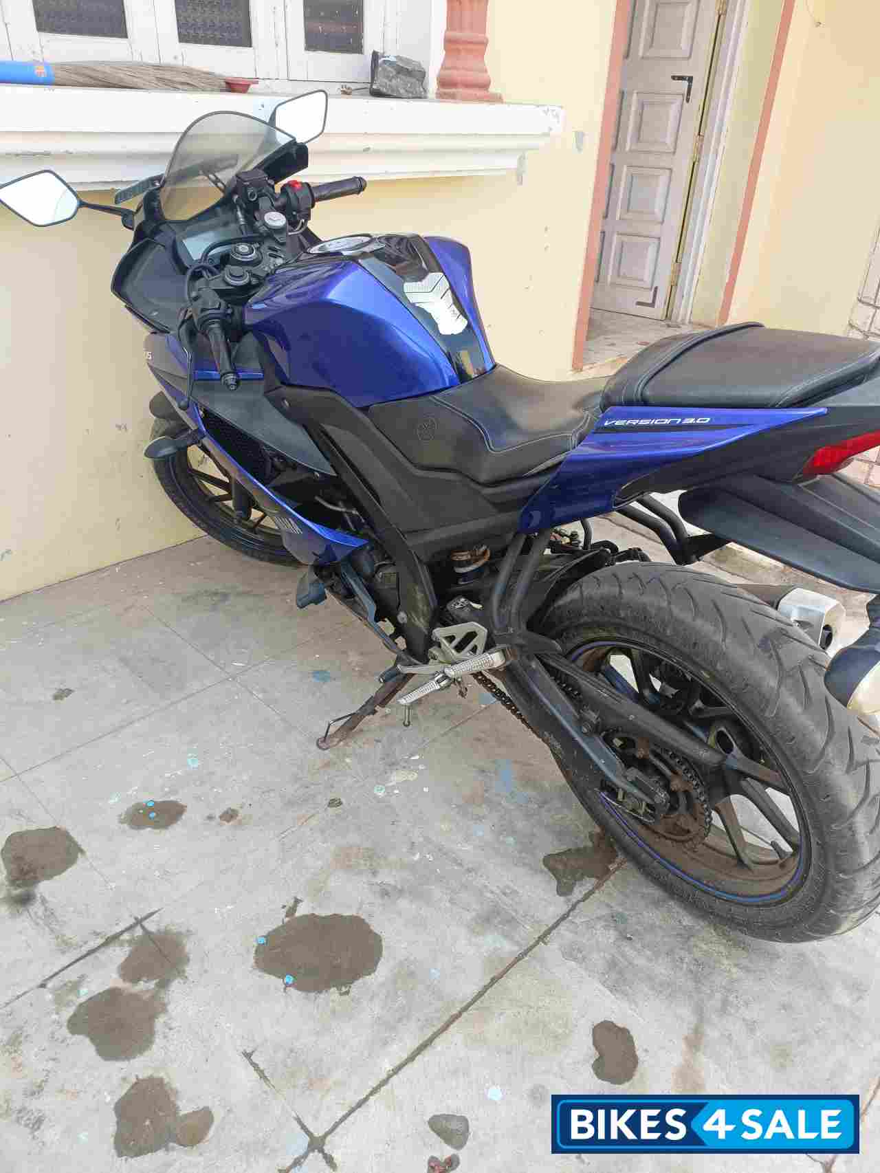 Purplish Blue Yamaha YZF R15 V3